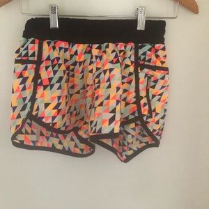 Lululemon Track Attack short 2013 Seawheeze 🦄